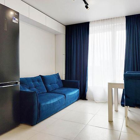 Apartamento Новобудова Місто Трав, Р-Н Вікторії Гарденс Leópolis Exterior foto