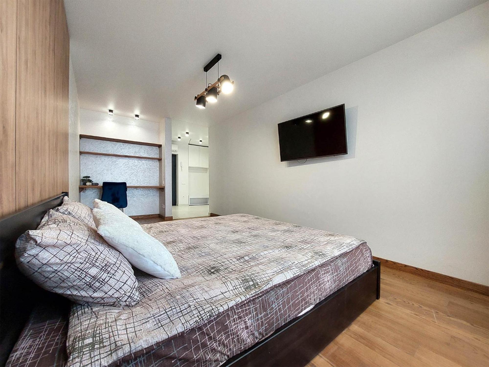 Apartamento Новобудова Місто Трав, Р-Н Вікторії Гарденс Leópolis Exterior foto